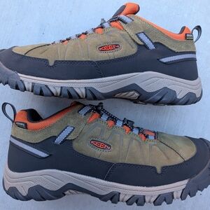 New Keen Targhee IV Waterproof hiking Boots